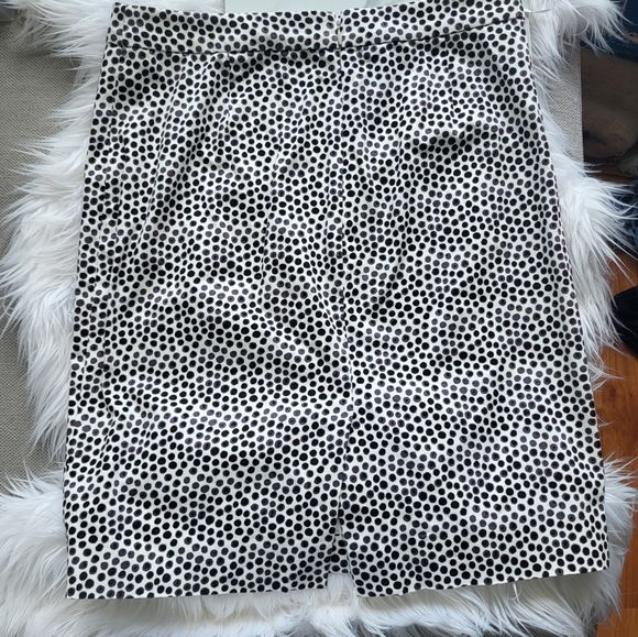 J. Crew White and Brown Pokadot Pencil Skirt Mid length Ladies Size 6 - Picture 2 of 9